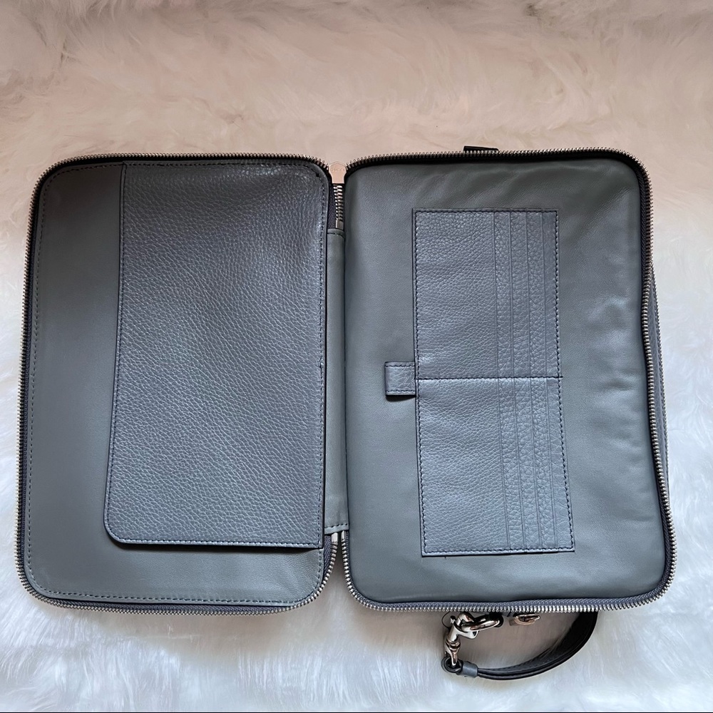 New! GUCCI Soho GG Logo Calfskin Logo Bag - Picture 5 of 14
